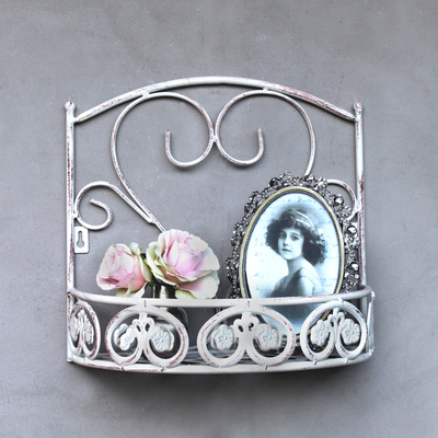 Vintage Wandregal shabby Creme Weiß