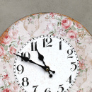 Vintage Rosen Wanduhr Shabby chic